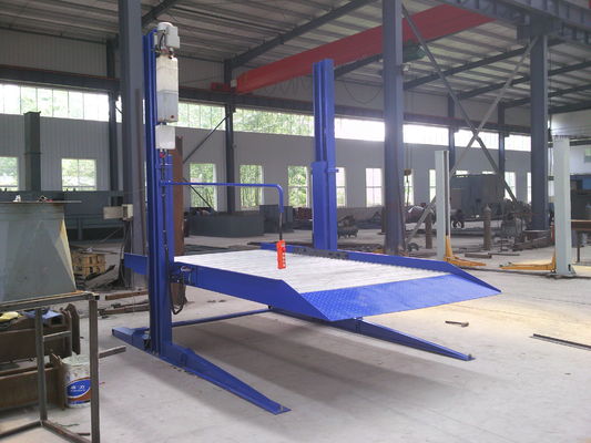 Dua Kolom Lift Parkir Hidraulik 2700kg Sistem Parkir Stack Hidraulik